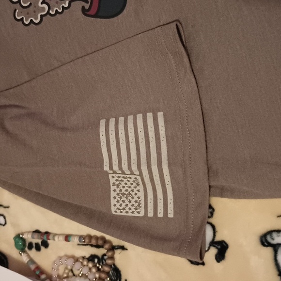 NWT Strong Freedom tee - Picture 3 of 7